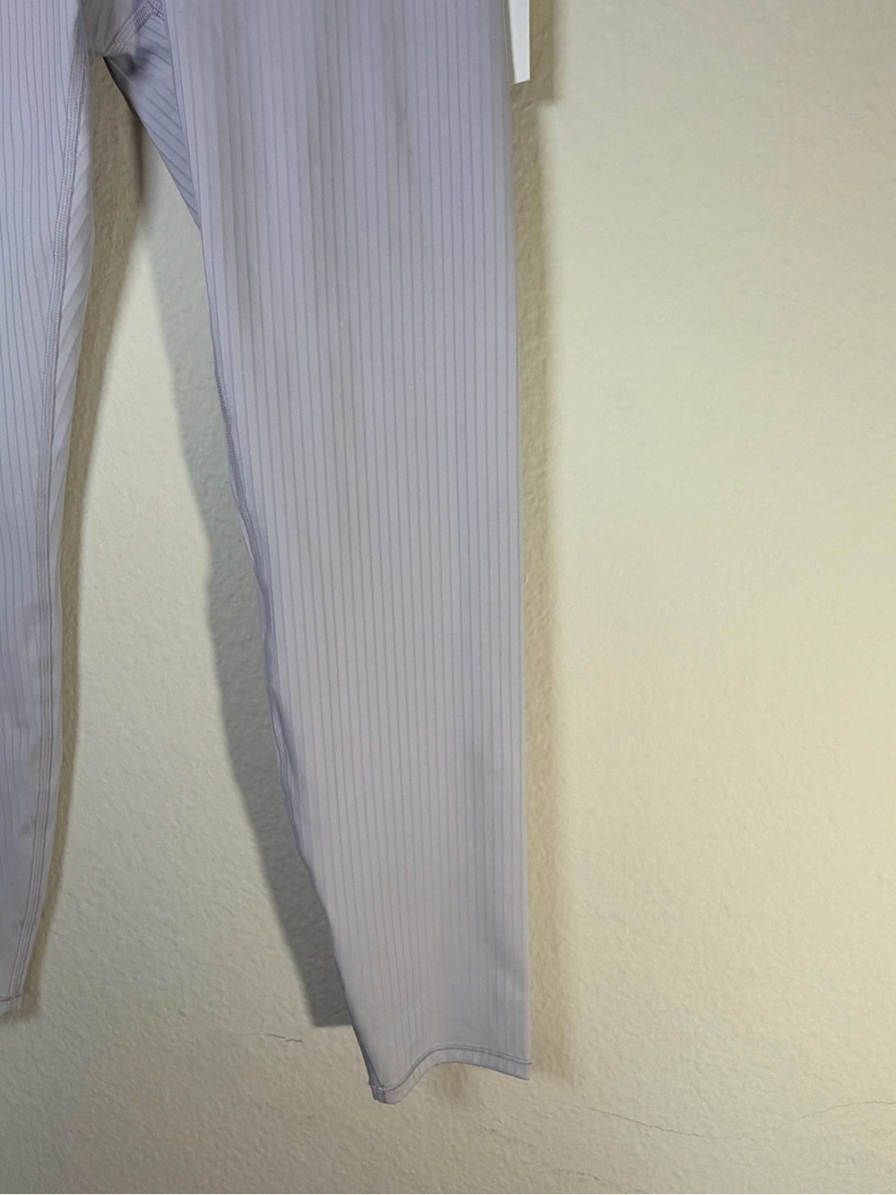 NWT Vuori Inversion Rib Legging Lavender Ice S High Rise Yoga VW4134 - Picture 7 of 12